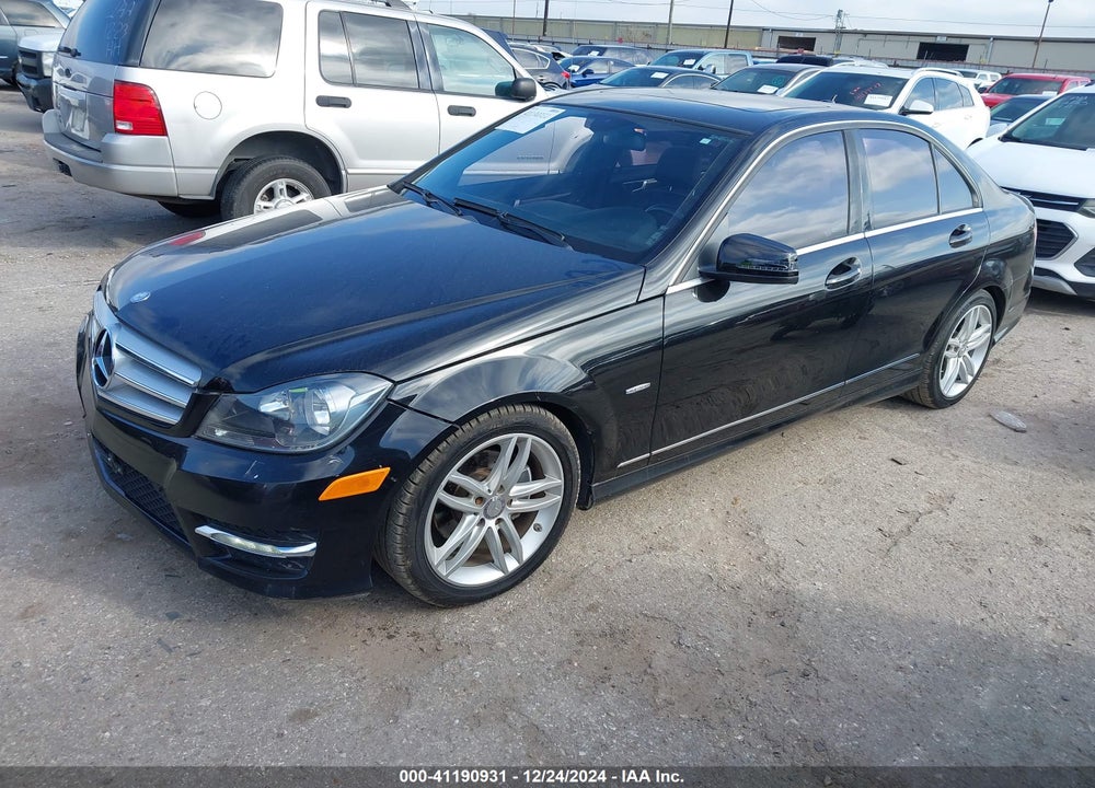 2012 MERCEDES-BENZ C 250 LUXURY/SPORT VIN: WDDGF4HB3CR223214