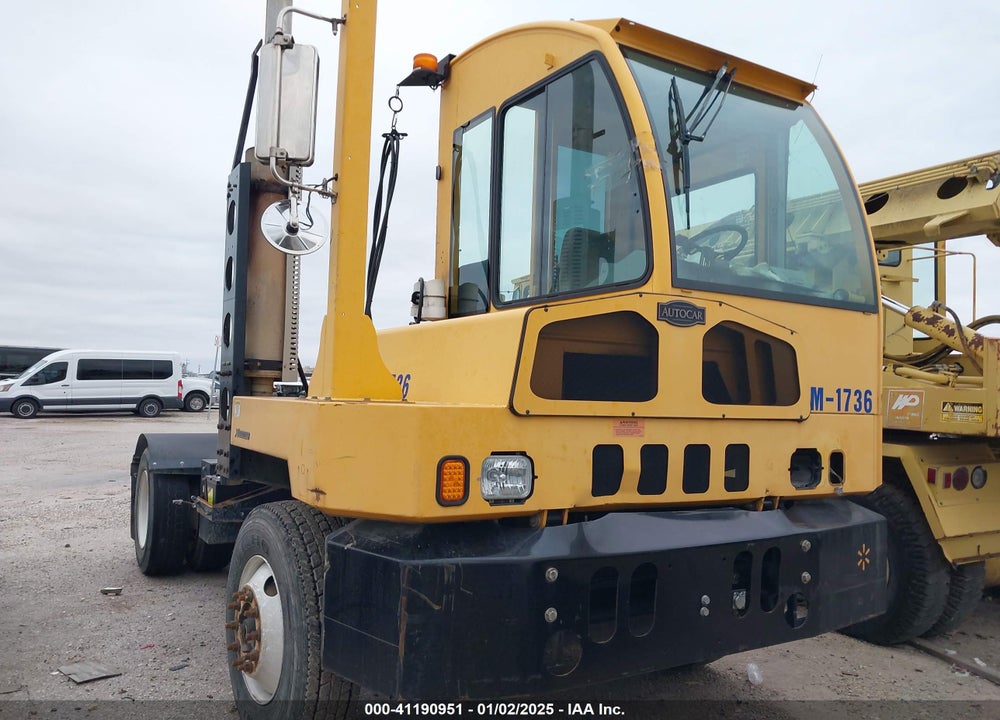 2016 AUTOCAR LLC XSPOTTER-OFF VIN: 516G4G4B3GH221024