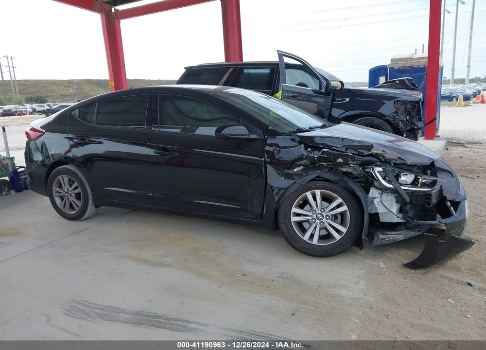 2018 HYUNDAI ELANTRA VIN: KMHD84LFXJU610625