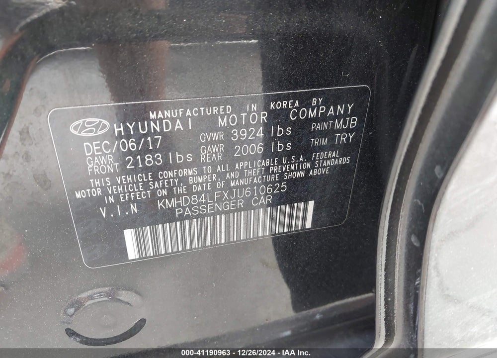 2018 HYUNDAI ELANTRA VIN: KMHD84LFXJU610625