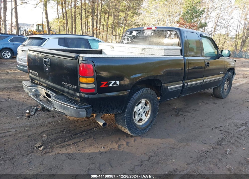 2000 CHEVROLET SILVERADO 1500 LS VIN: 1GCEK19T3YE432146