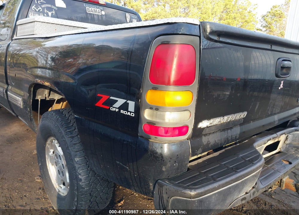 2000 CHEVROLET SILVERADO 1500 LS VIN: 1GCEK19T3YE432146