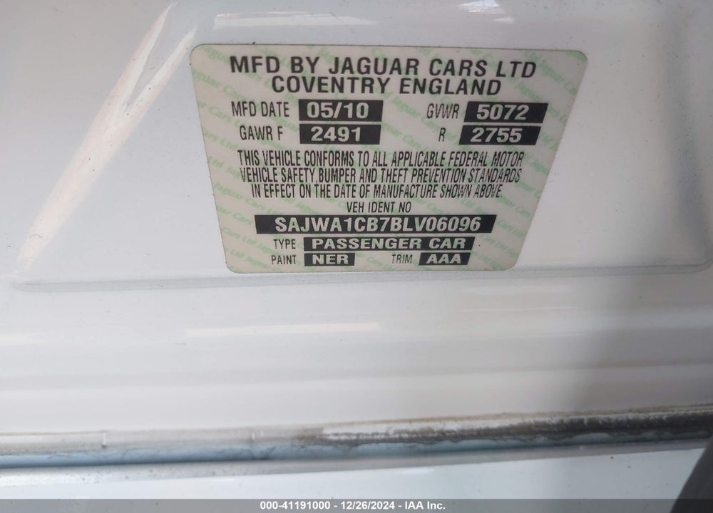 2011 JAGUAR XJ VIN: SAJWA1CB7BLV06096