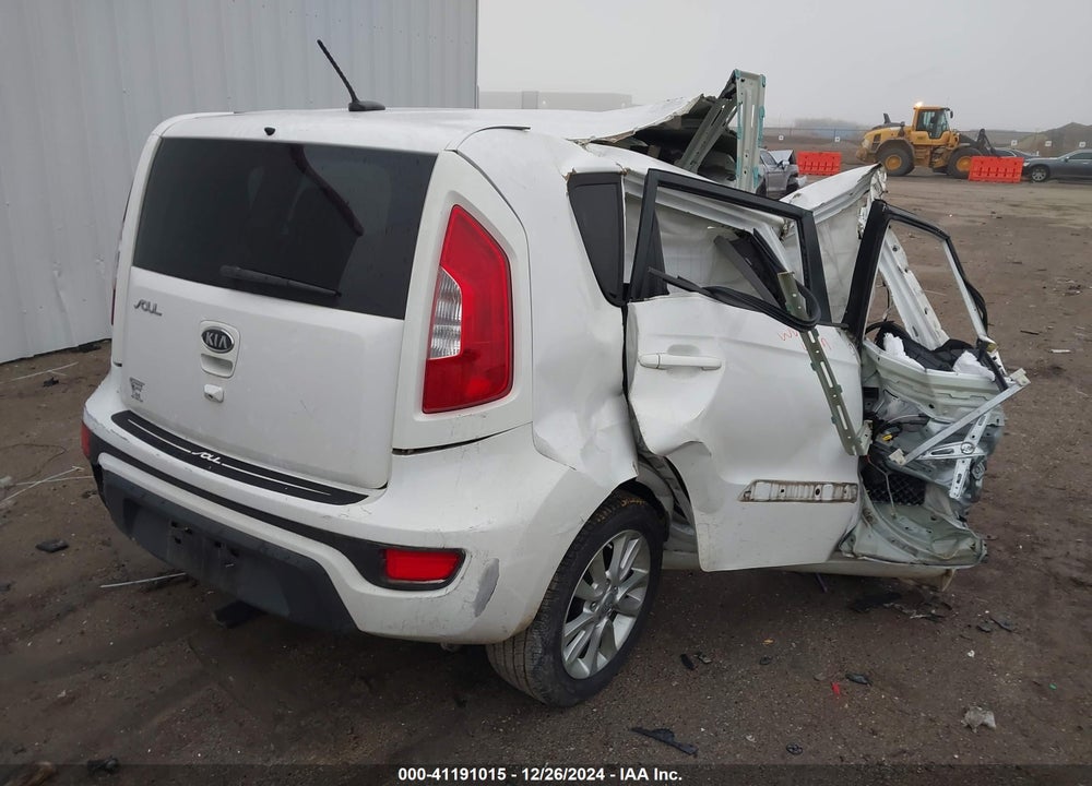 2012 KIA SOUL VIN: KNDJT2A62C7416153
