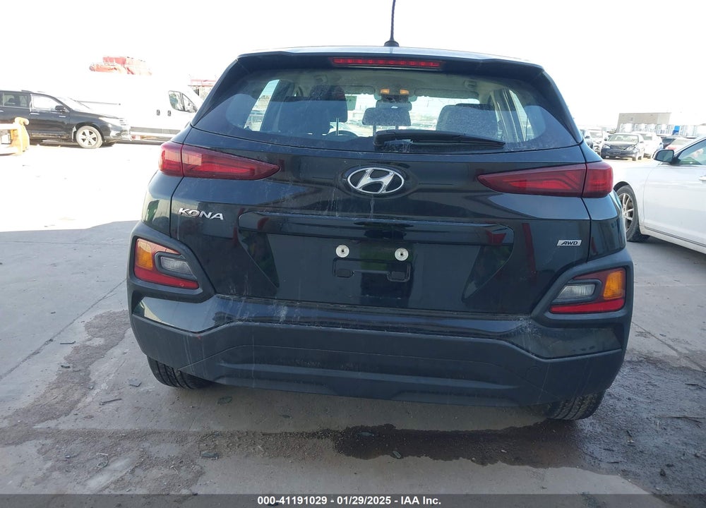 2018 HYUNDAI KONA SE VIN: KM8K1CAA1JU072474