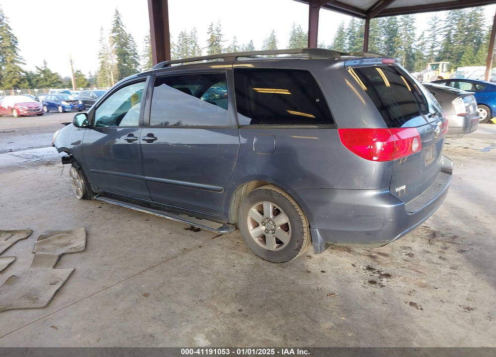 2009 TOYOTA SIENNA XLE VIN: 5TDZK22C89S231744