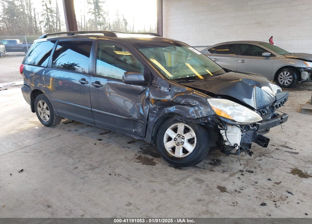 2009 TOYOTA SIENNA XLE VIN: 5TDZK22C89S231744