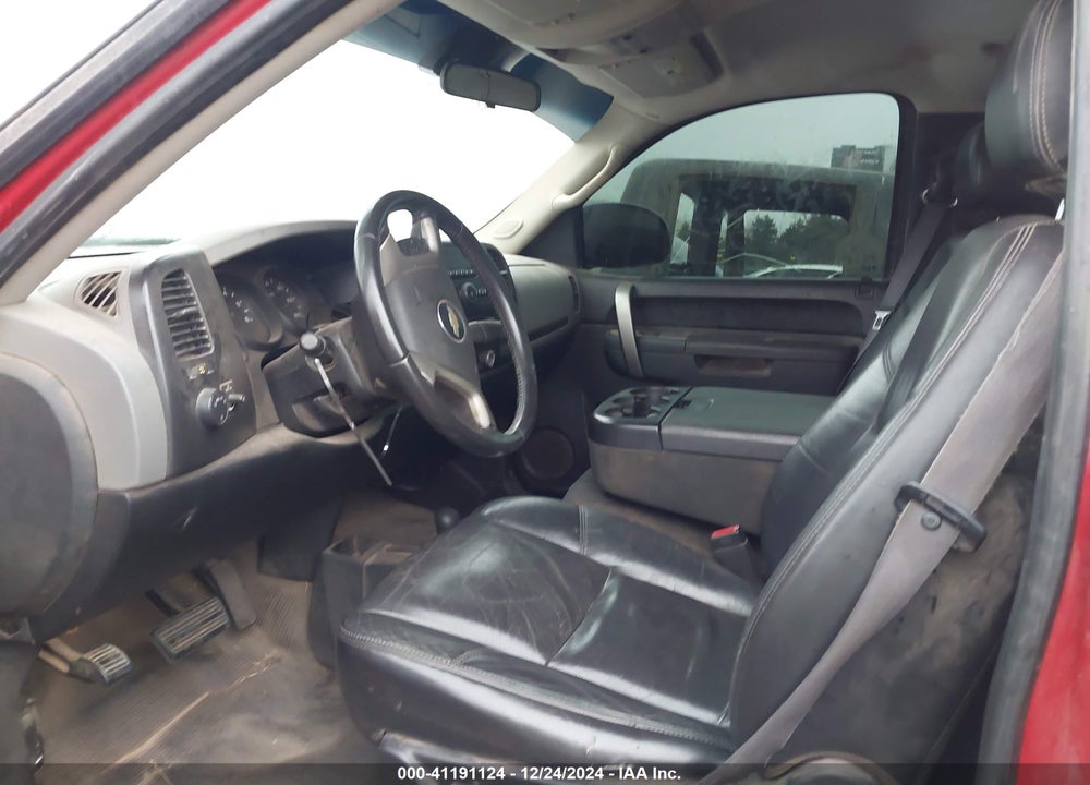 2011 CHEVROLET SILVERADO 1500 WORK TRUCK VIN: 1GCNKPEA2BZ173091