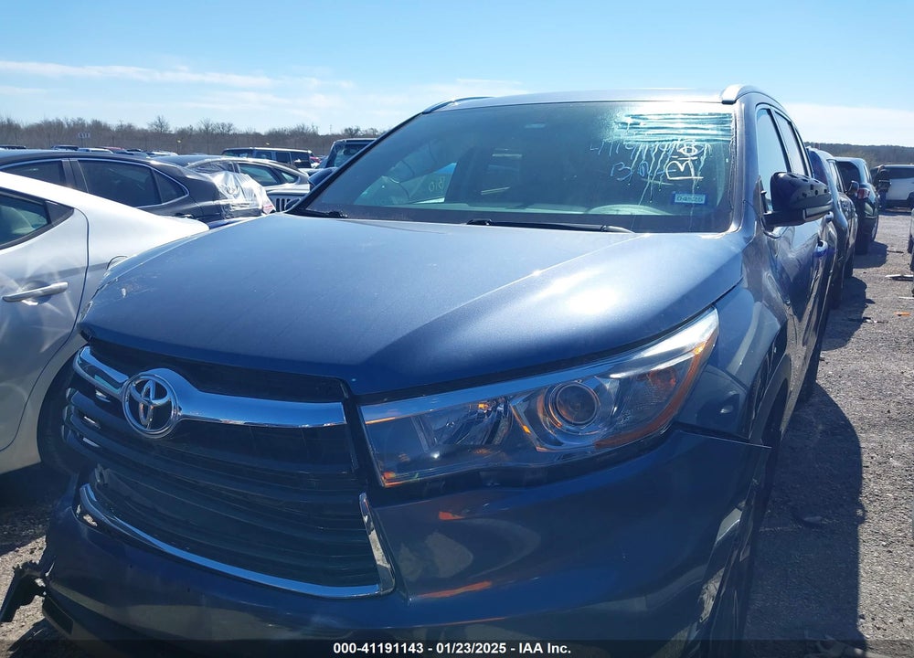 2016 TOYOTA HIGHLANDER XLE V6 VIN: 5TDJKRFH2GS286795