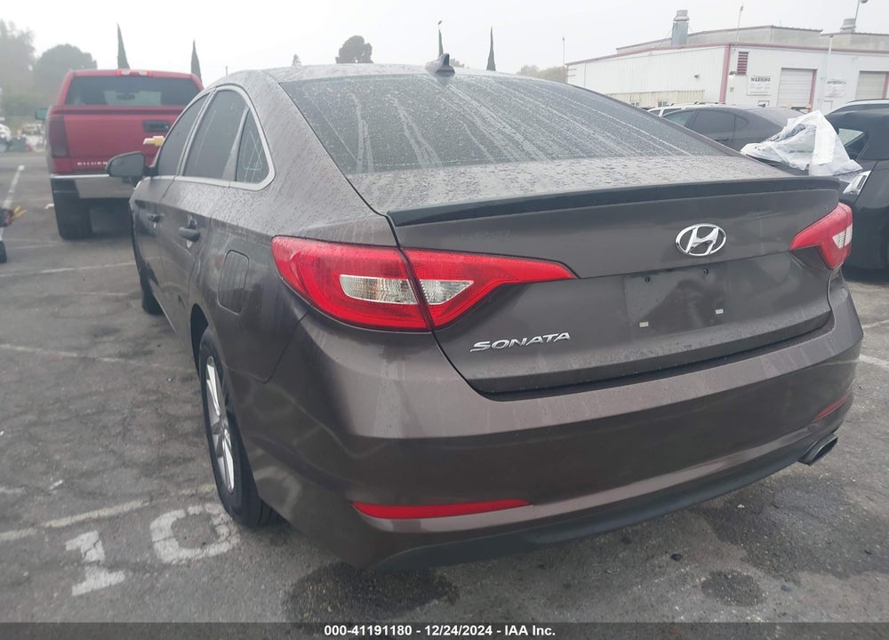 2016 HYUNDAI SONATA VIN: 5NPE24AF6GH360543