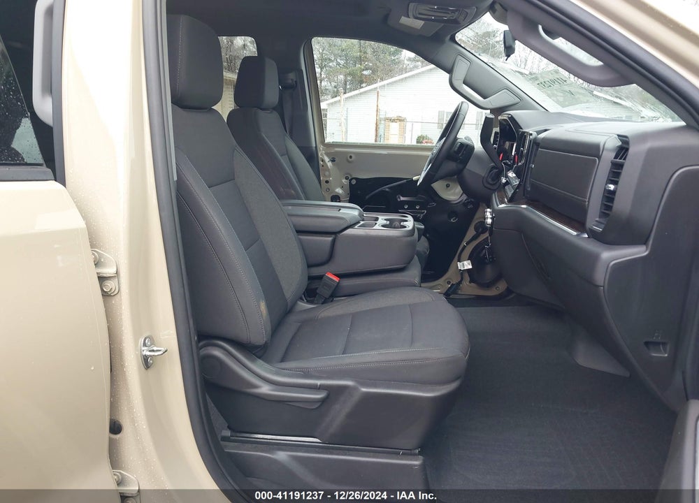 2022 GMC SIERRA 1500 4WD SHORT BOX ELEVATION WITH 3SB VIN: 3GTPUCEK0NG543527