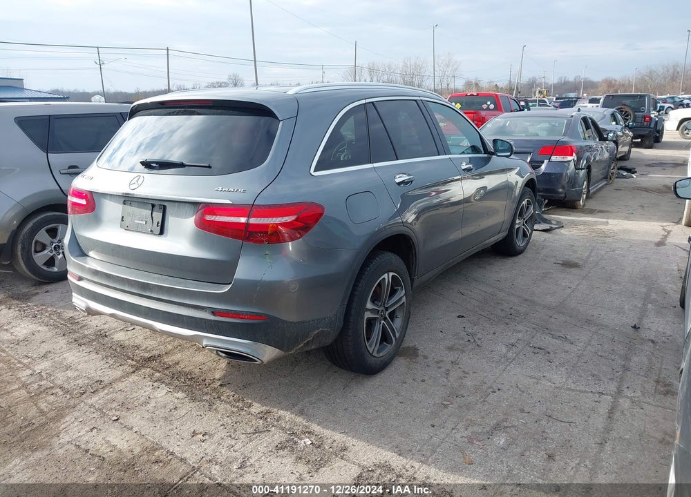 2018 MERCEDES-BENZ GLC 300 4MATIC VIN: WDC0G4KB2JV111732