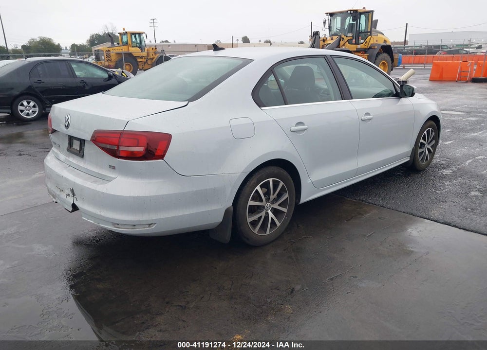 2017 VOLKSWAGEN JETTA 1.4T SE VIN: 3VWB67AJ6HM401520