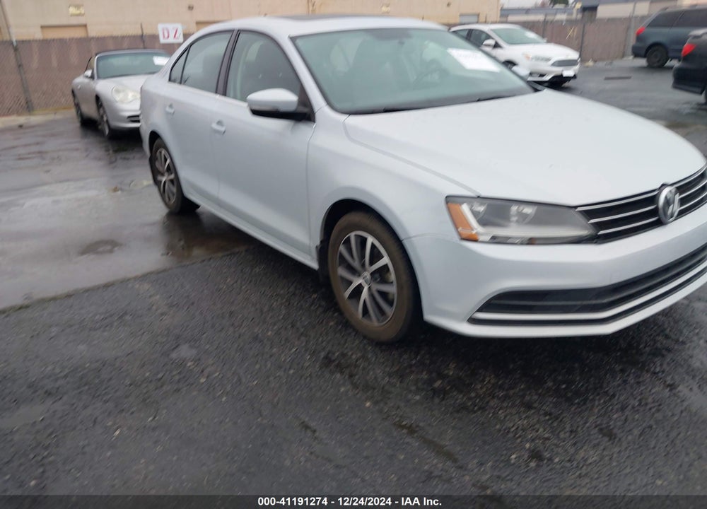 2017 VOLKSWAGEN JETTA 1.4T SE VIN: 3VWB67AJ6HM401520