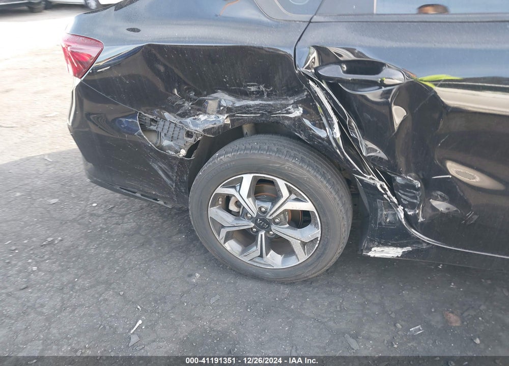 2019 KIA FORTE VIN: 3KPF24AD4KE016645