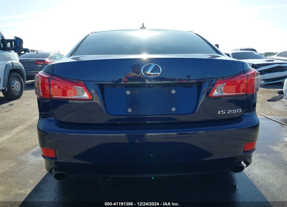 2011 LEXUS IS 250 VIN: JTHBF5C25B5154242