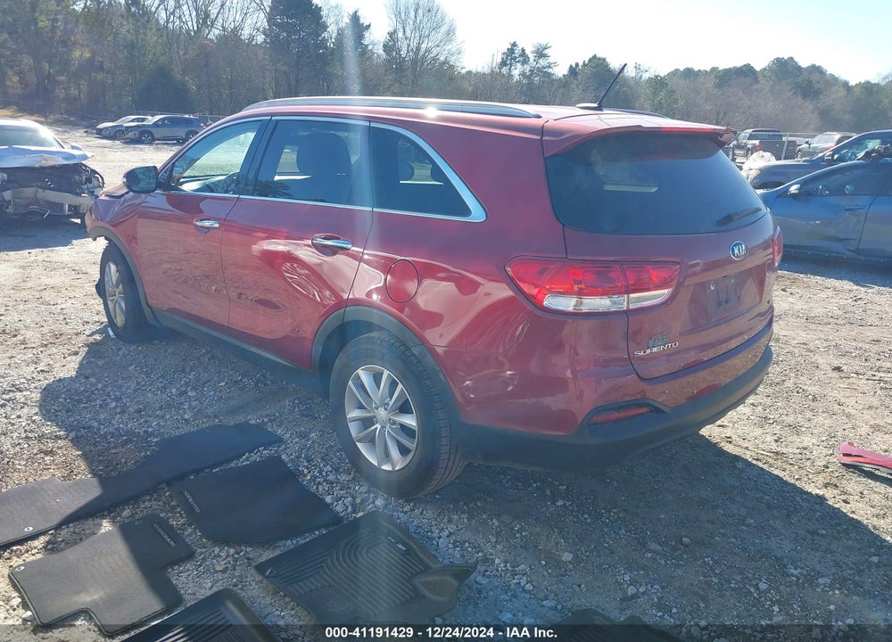 2017 KIA SORENTO 3.3L LX VIN: 5XYPG4A58HG194584