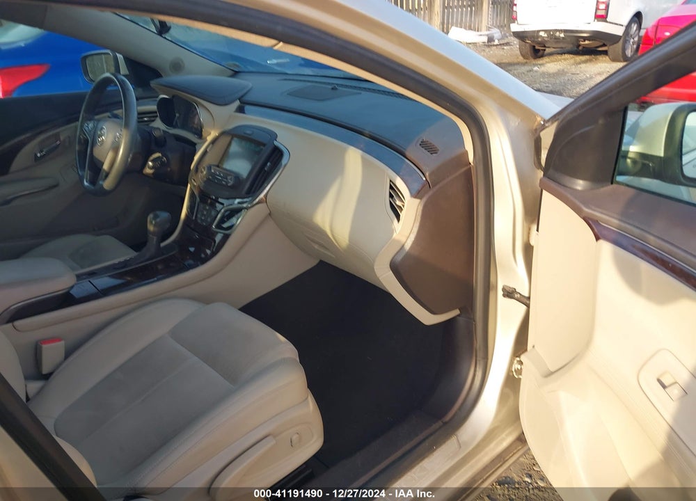 2014 BUICK LACROSSE VIN: 1G4GA5G38EF162743