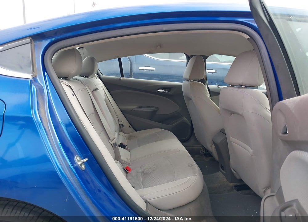 2018 CHEVROLET CRUZE VIN: 1G1BE5SM7J7110830