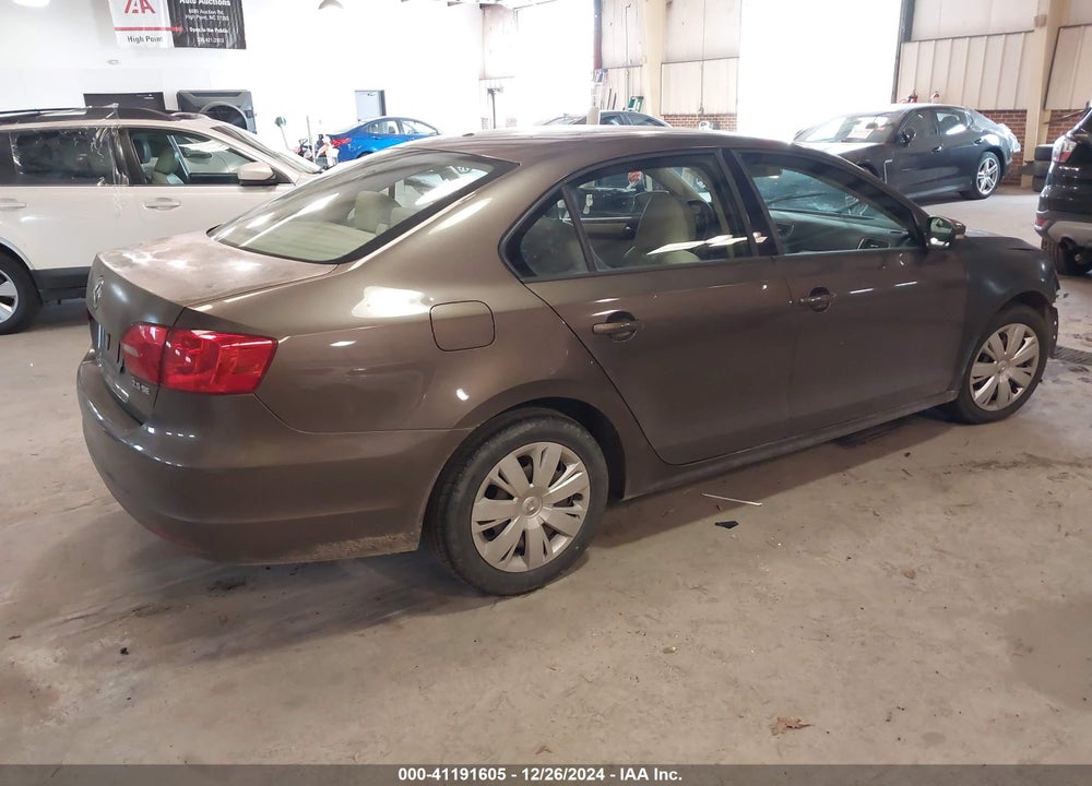 2011 VOLKSWAGEN JETTA VIN: 3VWDX7AJ1BM320275