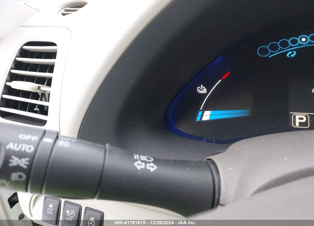 2012 NISSAN LEAF SL VIN: JN1AZ0CP5CT026036