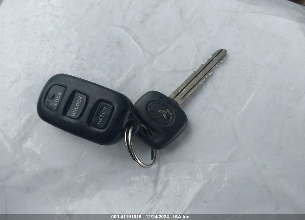 2003 TOYOTA MATRIX/XR VIN: 2T1KR32E53C035524
