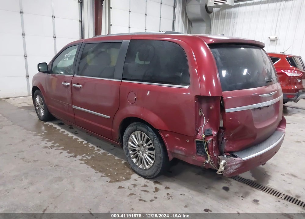 2011 CHRYSLER TOWN & COUNTRY LIMITED VIN: 2A4RR6DG1BR630412