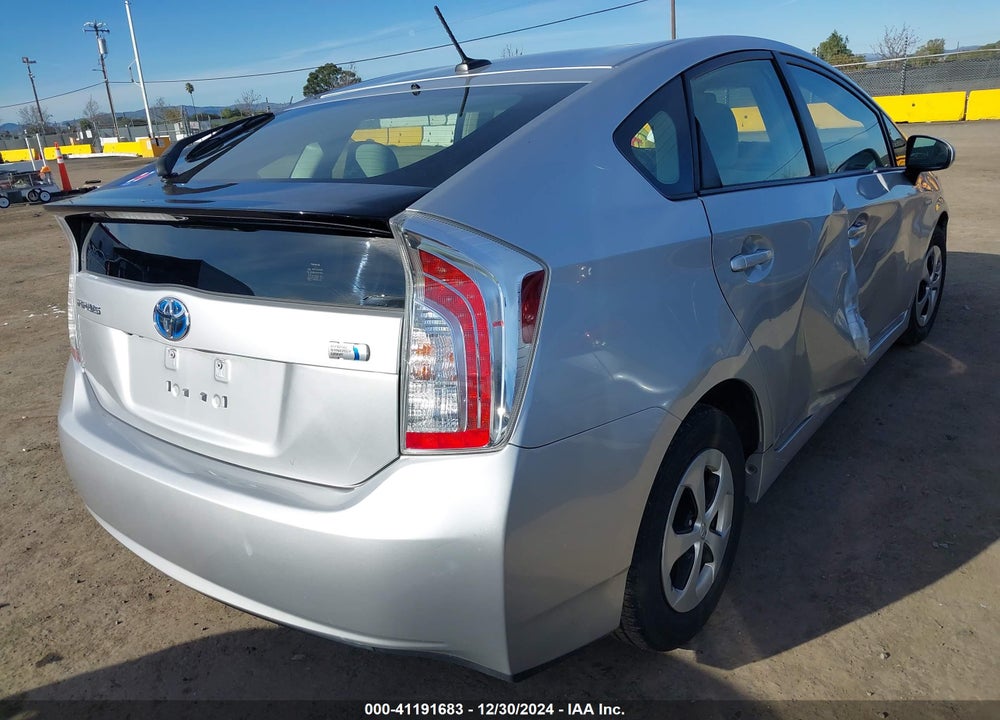 2013 TOYOTA PRIUS VIN: JTDKN3DU5D5687686