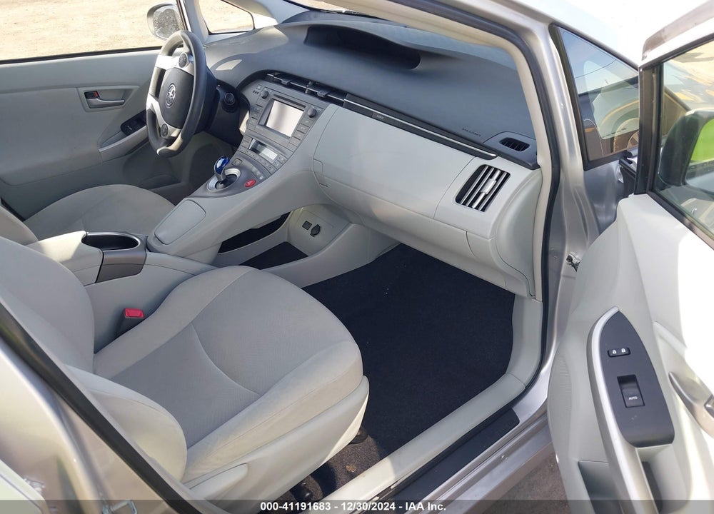 2013 TOYOTA PRIUS VIN: JTDKN3DU5D5687686