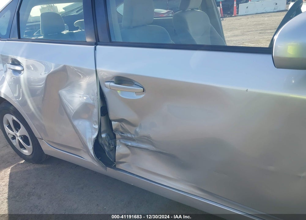 2013 TOYOTA PRIUS VIN: JTDKN3DU5D5687686