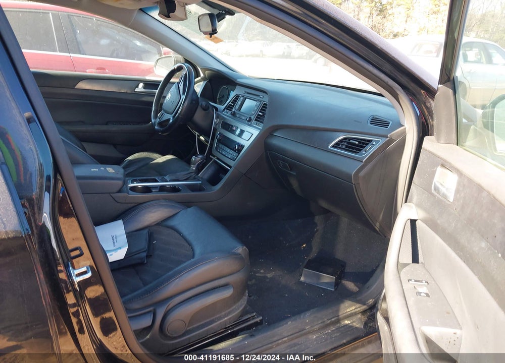2015 HYUNDAI SONATA SPORT VIN: 5NPE34AF8FH128246