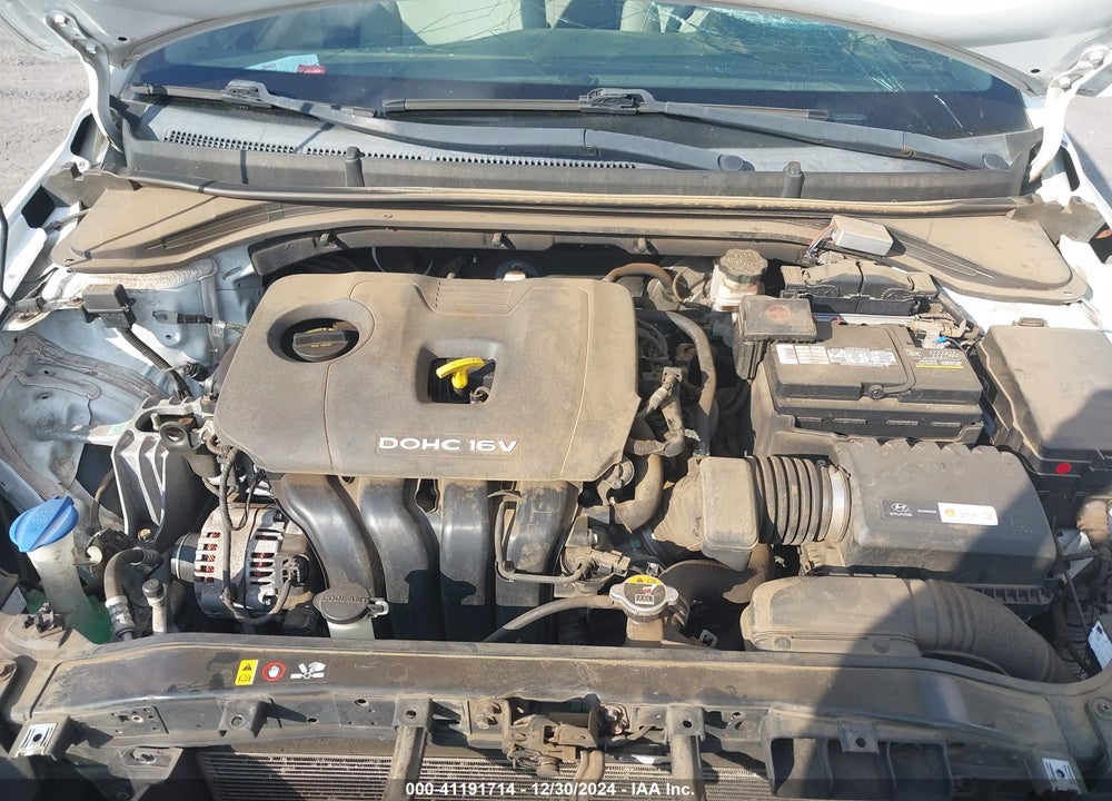 2018 HYUNDAI ELANTRA VIN: 5NPD74LF4JH342351