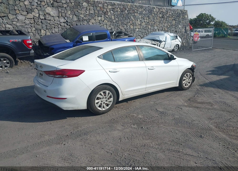 2018 HYUNDAI ELANTRA VIN: 5NPD74LF4JH342351