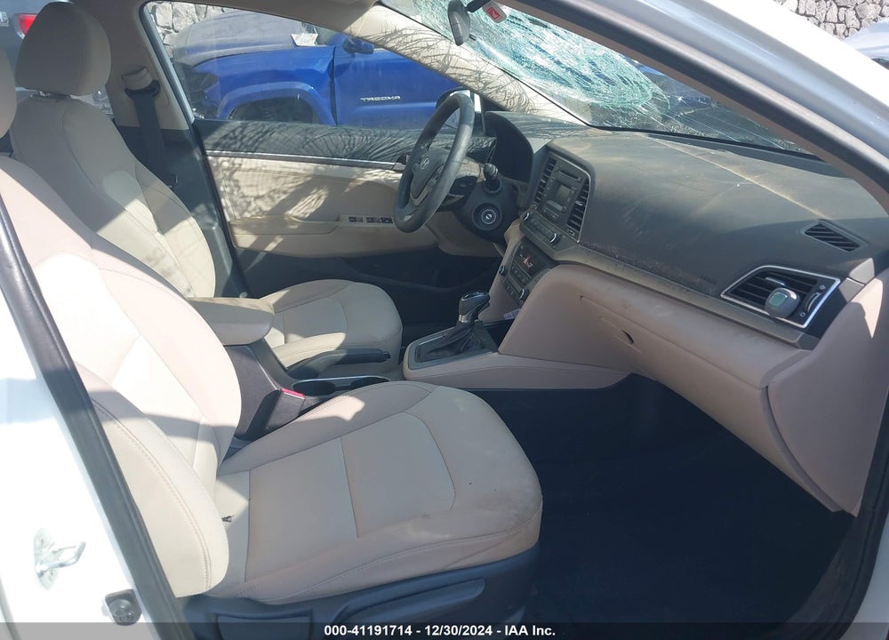 2018 HYUNDAI ELANTRA VIN: 5NPD74LF4JH342351