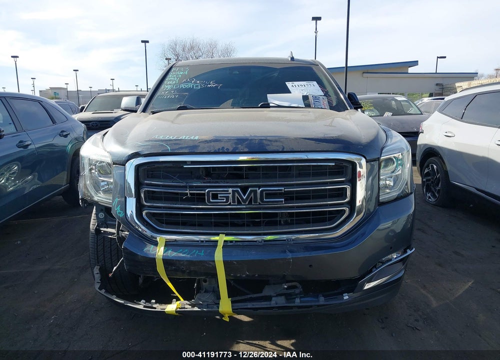 2019 GMC YUKON XL SLT VIN: 1GKS1GKCXKR323920
