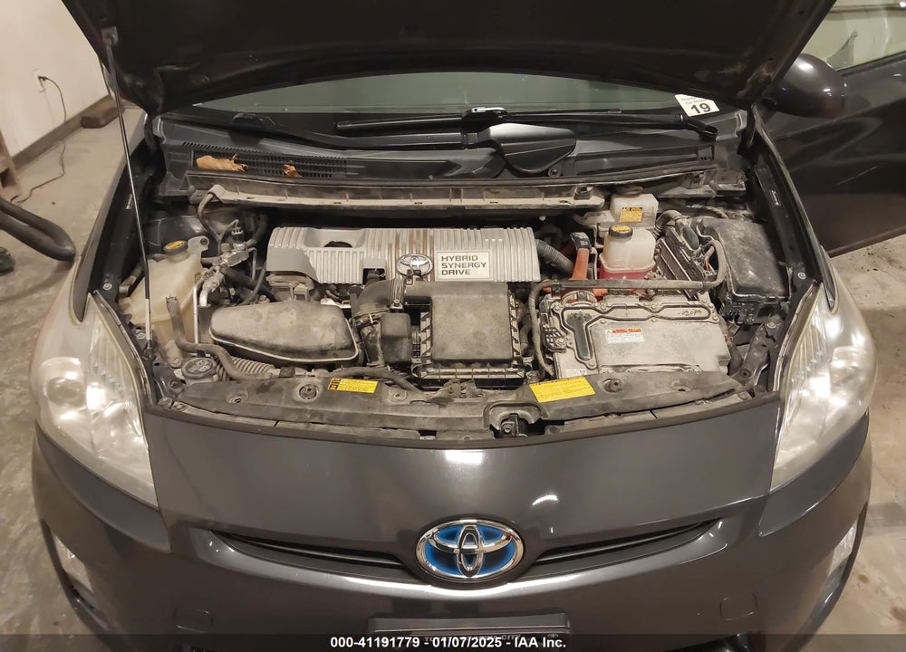 2011 TOYOTA PRIUS TWO VIN: JTDKN3DU8B1356394