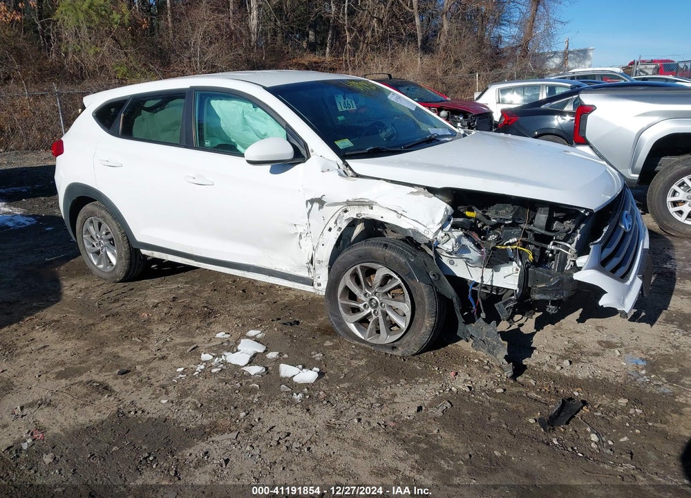 2018 HYUNDAI TUCSON SE VIN: KM8J2CA46JU662768