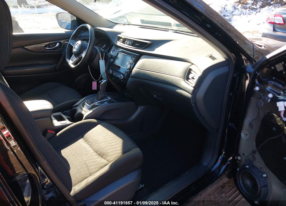 2020 NISSAN ROGUE SV INTELLIGENT AWD VIN: 5N1AT2MV1LC716272