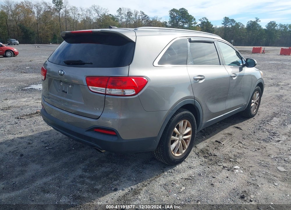 2017 KIA SORENTO 3.3L LX VIN: 5XYPGDA50HG191131