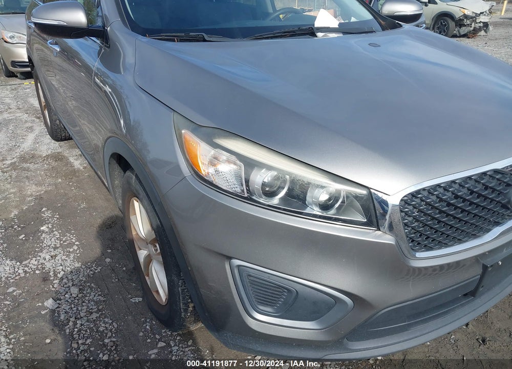 2017 KIA SORENTO 3.3L LX VIN: 5XYPGDA50HG191131