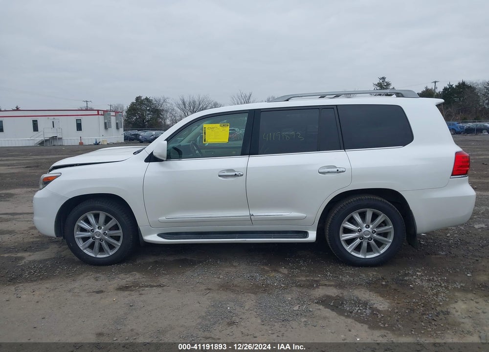 2010 LEXUS LX 570 VIN: JTJHY7AX5A4044390
