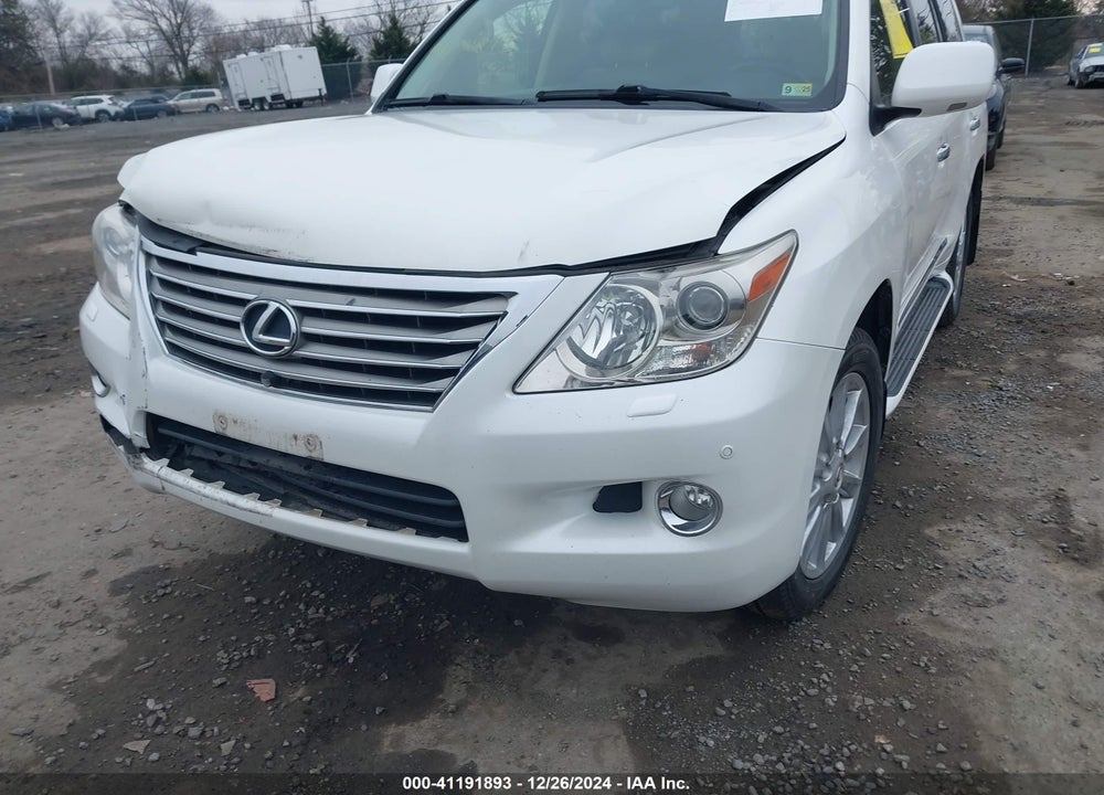 2010 LEXUS LX 570 VIN: JTJHY7AX5A4044390