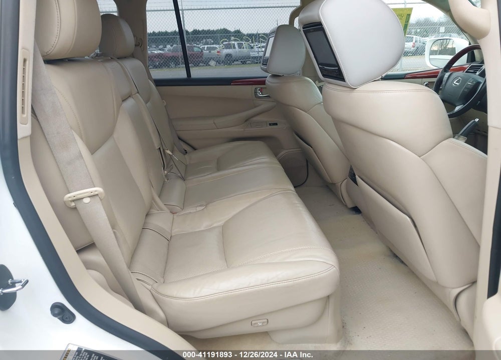 2010 LEXUS LX 570 VIN: JTJHY7AX5A4044390