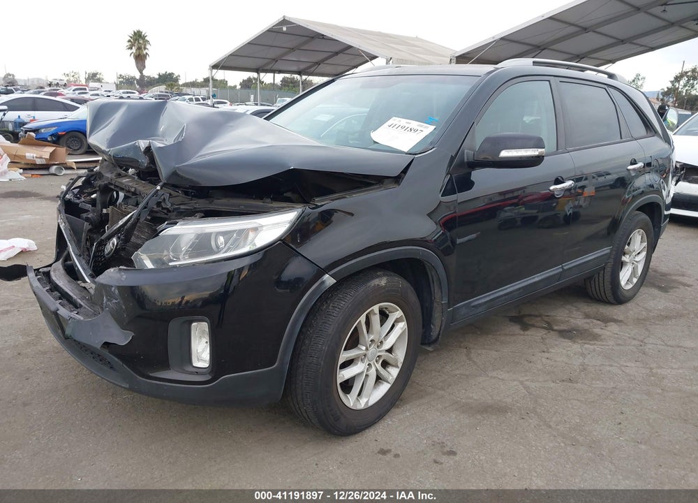 2015 KIA SORENTO LX VIN: 5XYKT3A67FG632498