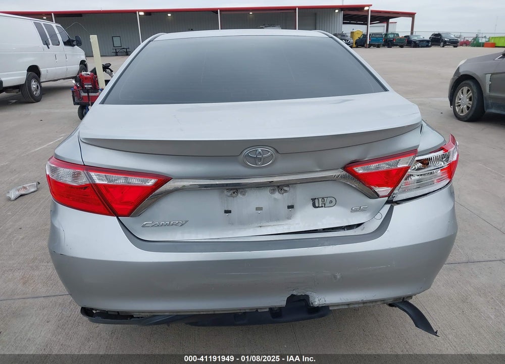 2015 TOYOTA CAMRY SE VIN: 4T1BF1FK6FU056365