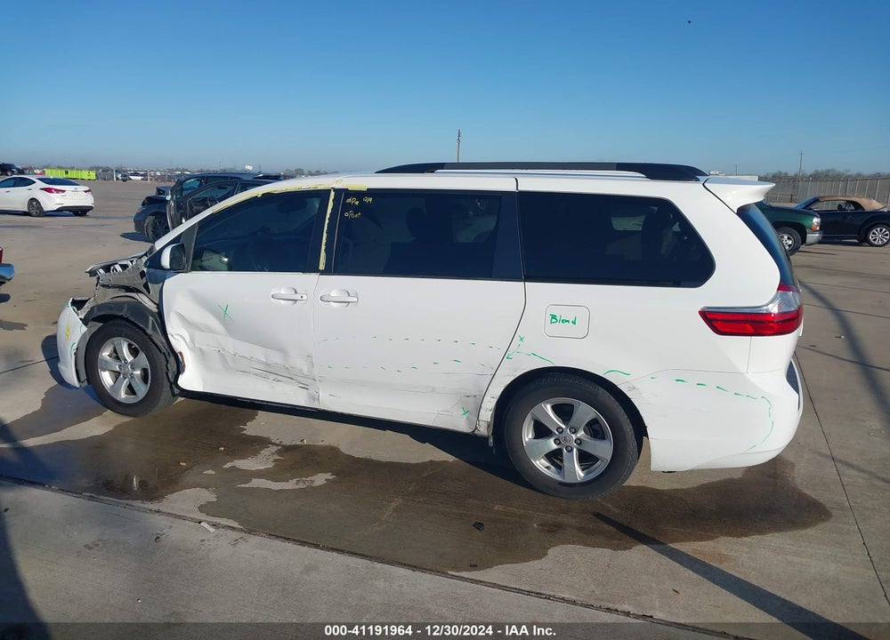 2016 TOYOTA SIENNA LE 8 PASSENGER VIN: 5TDKK3DC0GS740437