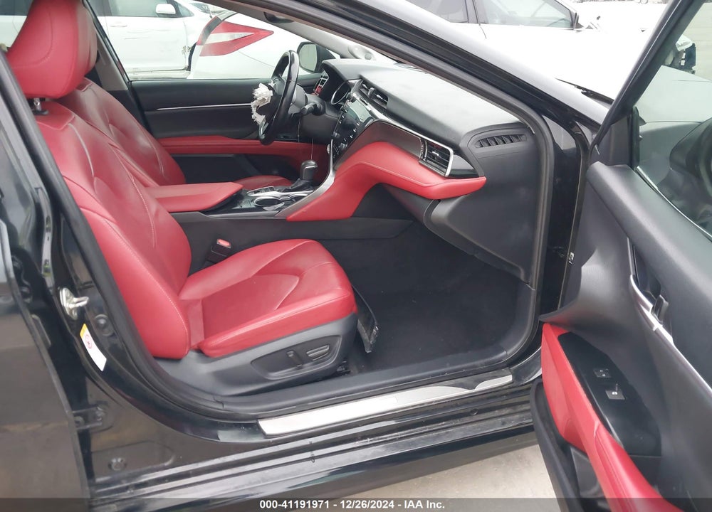 2019 TOYOTA CAMRY VIN: 4T1B61HK4KU774598