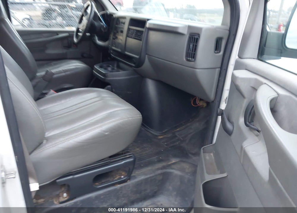 2007 CHEVROLET EXPRESS WORK VAN VIN: 1GCGG25V571102084