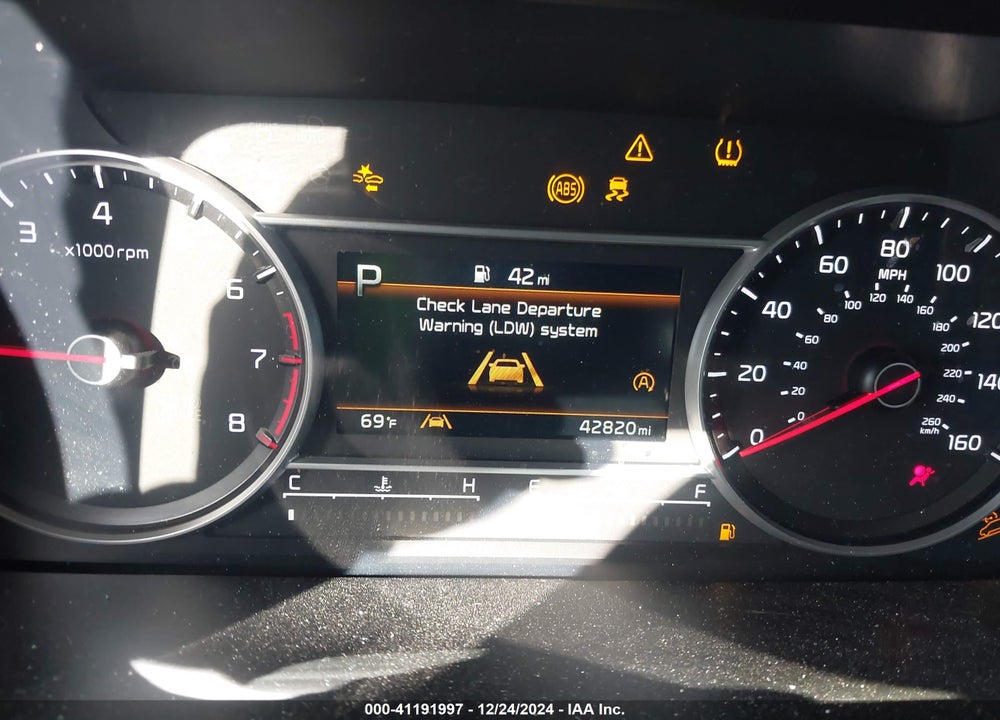 2022 KIA SORENTO VIN: 5XYRG4LC4NG136813