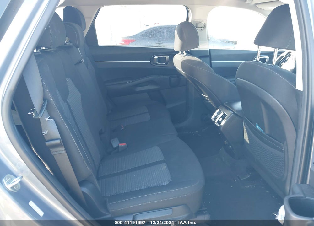 2022 KIA SORENTO VIN: 5XYRG4LC4NG136813